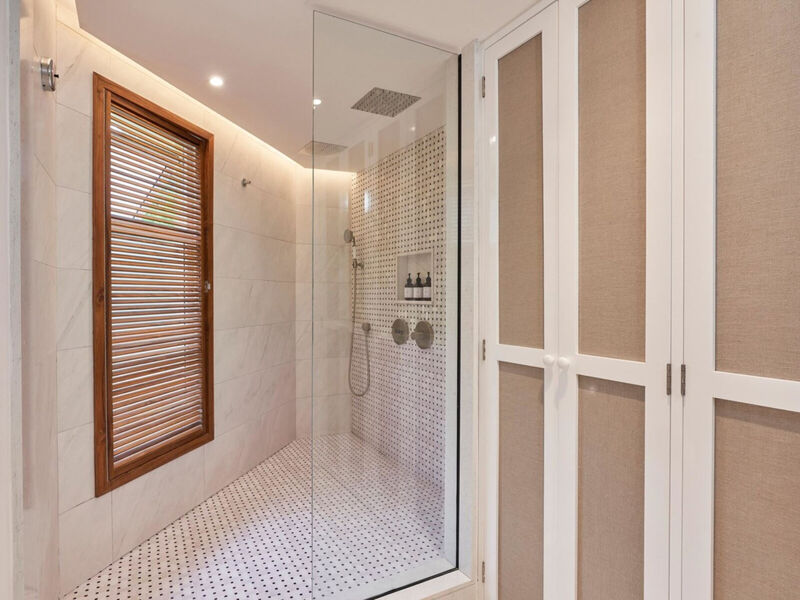 Paradise Cove Boutique Hotel