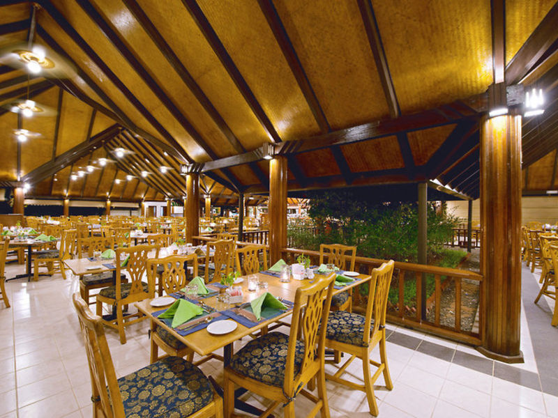 Paradise Island Resort & Spa