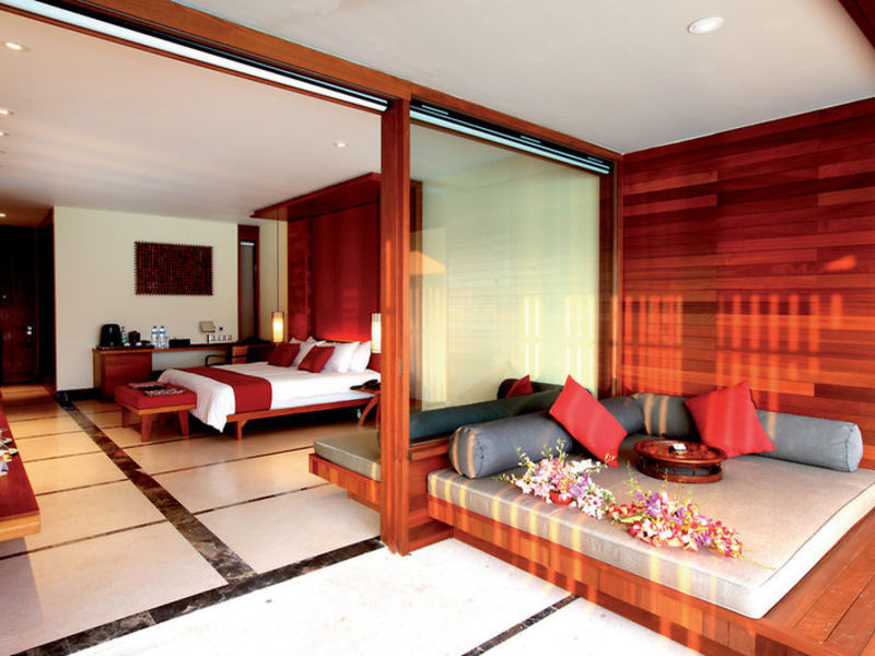 Paradise Island Resort & Spa