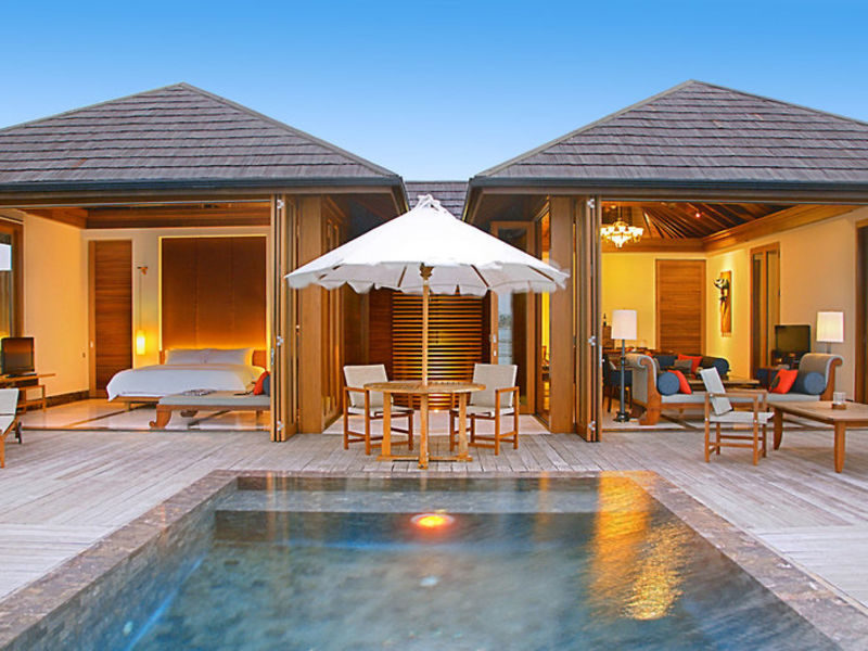 Paradise Island Resort & Spa