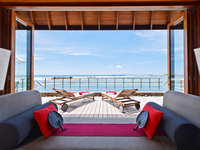 Paradise Island Resort & Spa