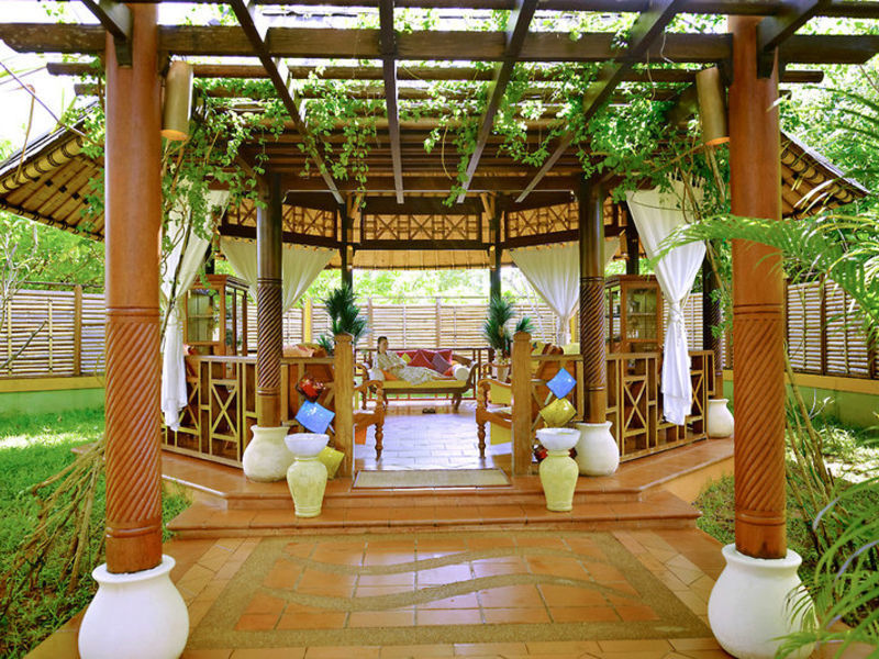 Paradise Island Resort & Spa