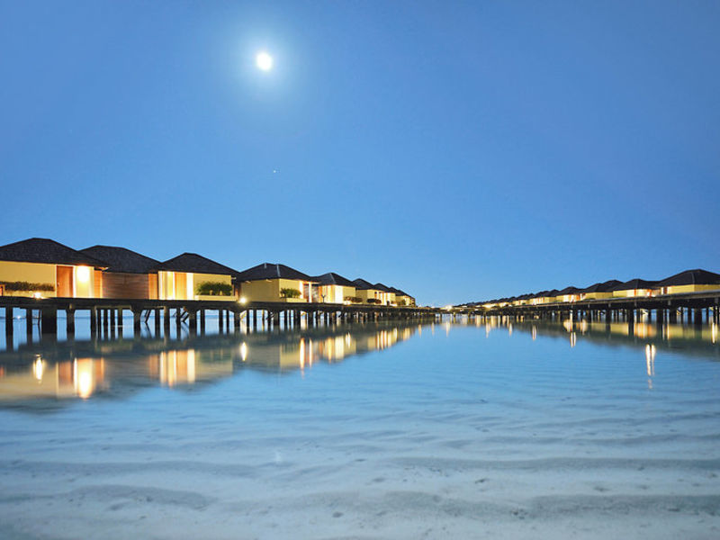 Paradise Island Resort & Spa