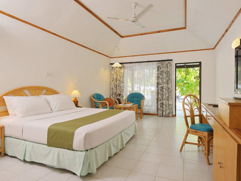 Paradise Island Resort & Spa