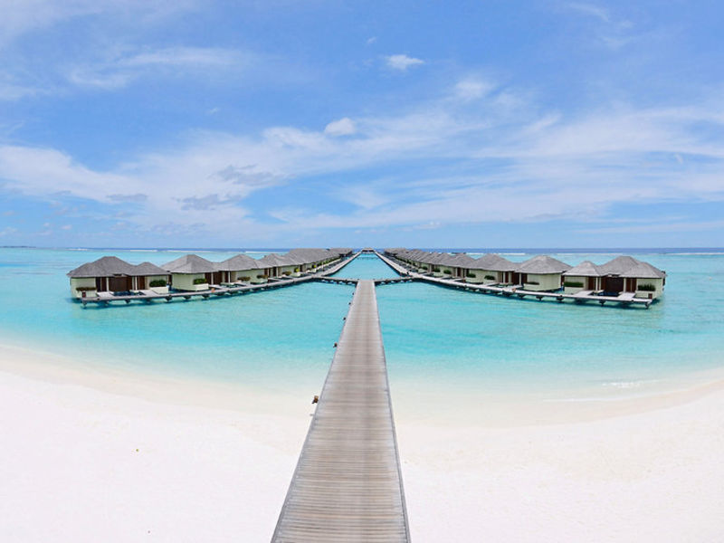 Paradise Island Resort & Spa