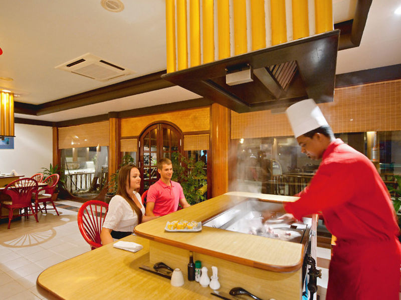 Paradise Island Resort & Spa
