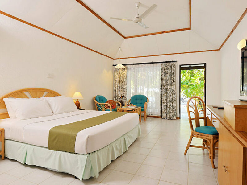 Paradise Island Resort & Spa