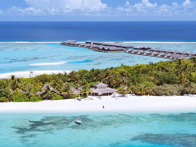 Paradise Island Resort & Spa