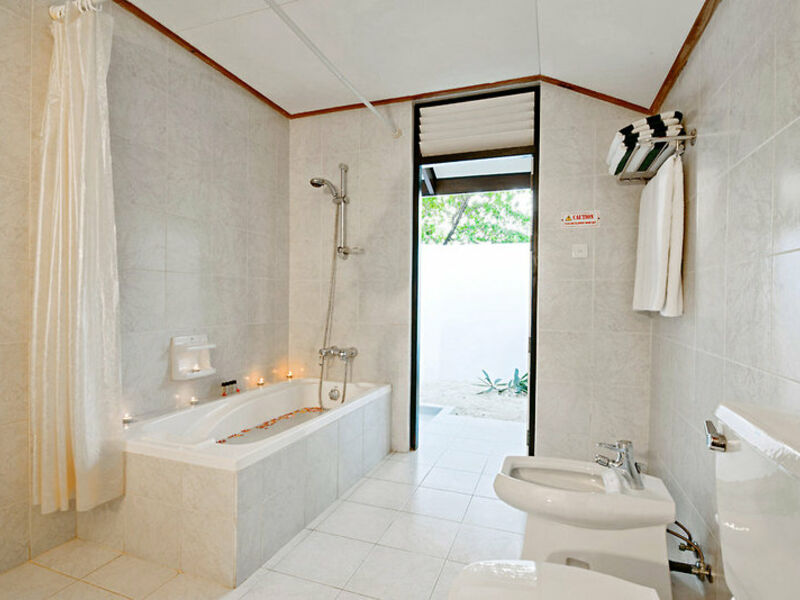 Paradise Island Resort & Spa