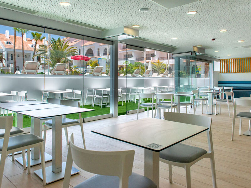 Paradise Park Fun Lifestyle Hotel