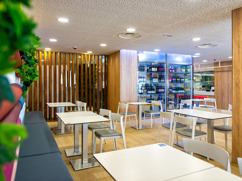 Paradise Park Fun Lifestyle Hotel