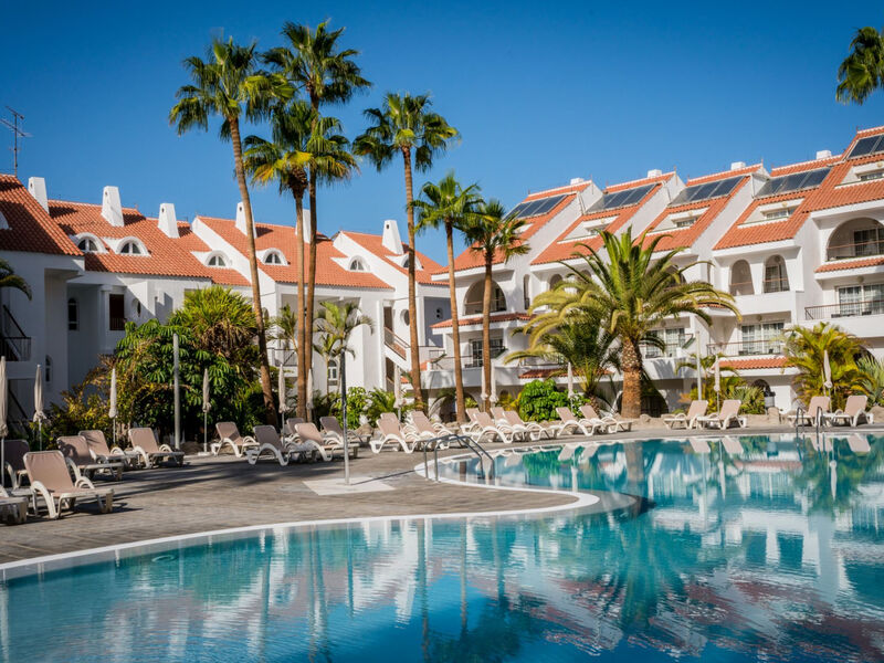 Paradise Park Fun Lifestyle Hotel