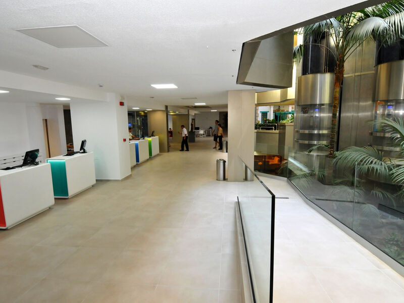 Paradise Park Fun Lifestyle Hotel