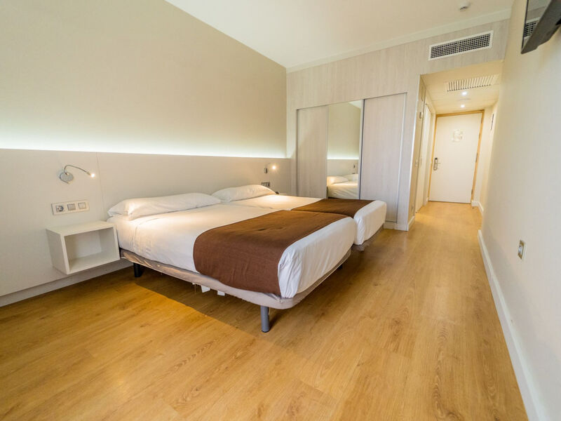 Paradise Park Fun Lifestyle Hotel