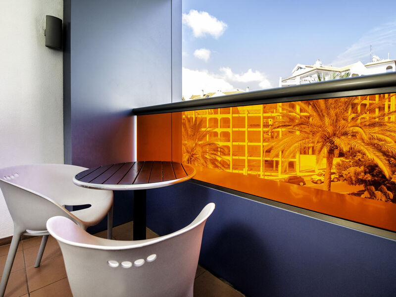 Paradise Park Fun Lifestyle Hotel