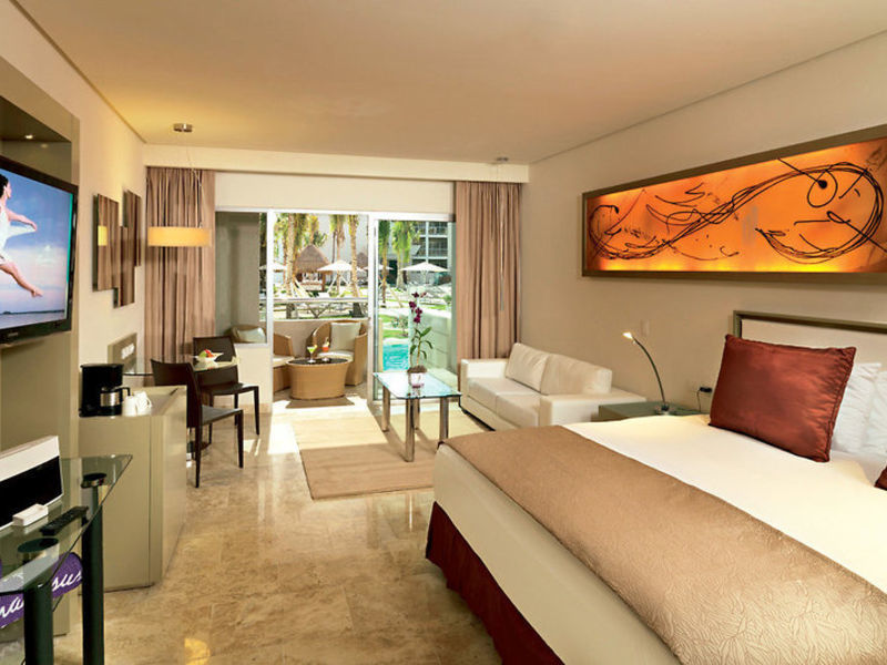 Paradisus P. d. C. La Esmeralda