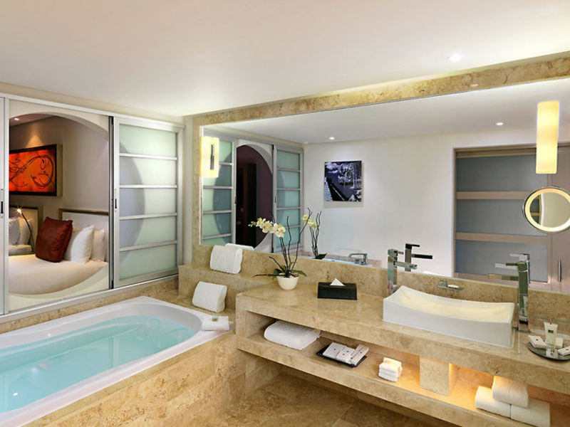 Paradisus P. d. C. La Perla