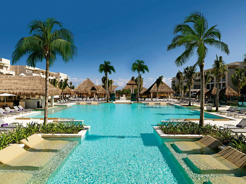 Paradisus P. d. C. La Perla