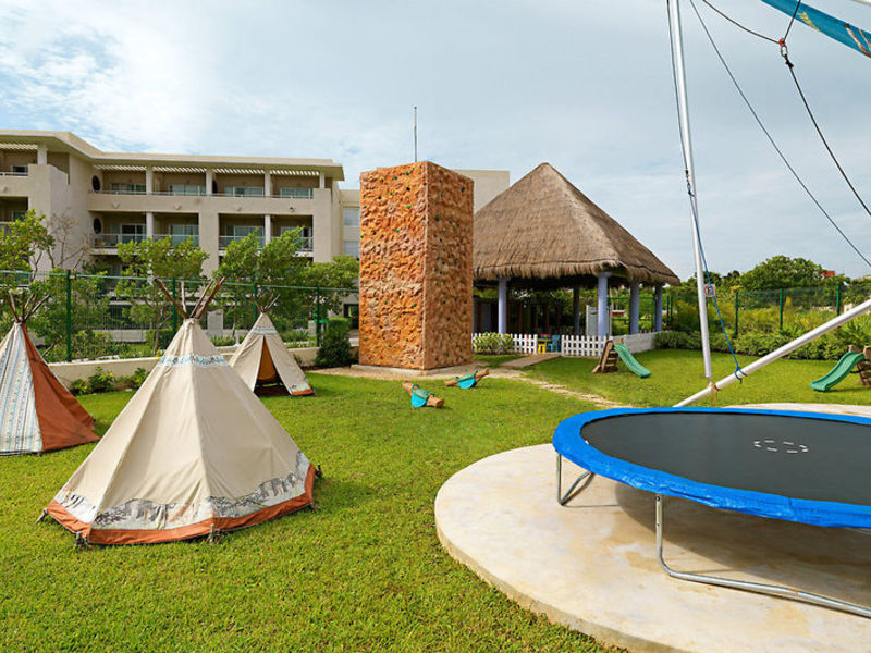 Paradisus P. d. C. La Perla