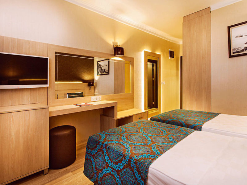 Parador Hotel