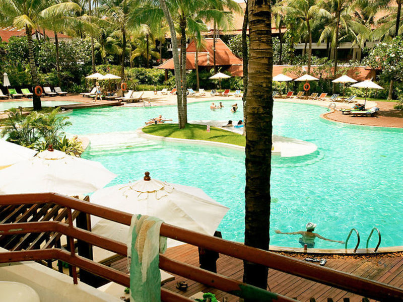Patong Beach Hotel