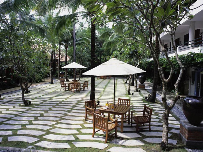 Patong Beach Hotel