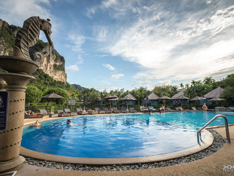 Peace Laguna Resort & Spa