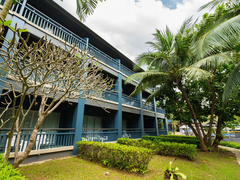 Peace Laguna Resort & Spa