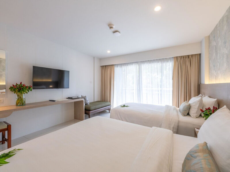 Peace Laguna Resort & Spa