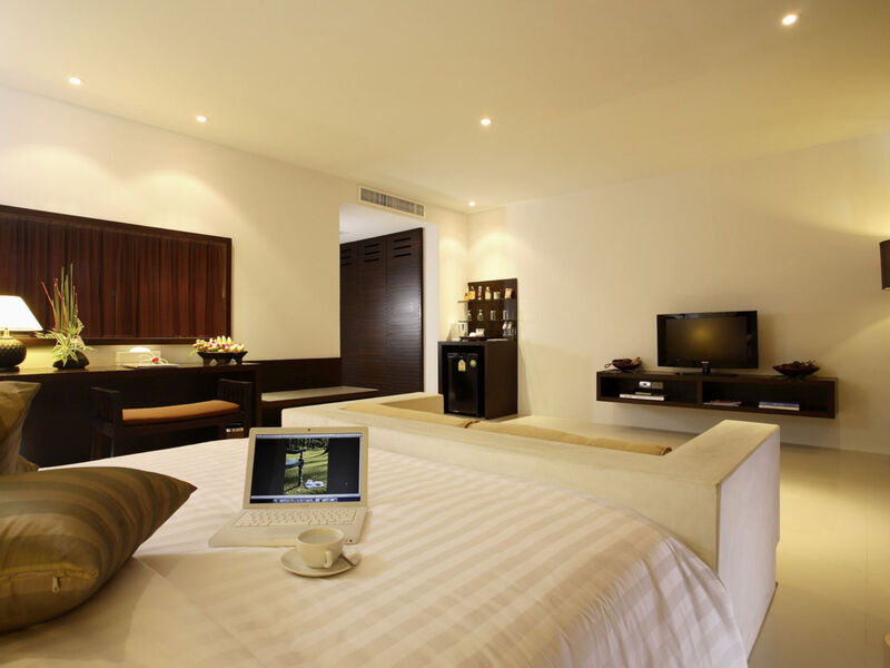 Peace Laguna Resort & Spa