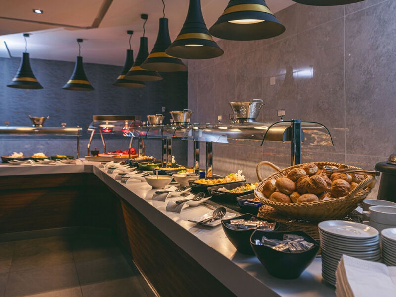 Pebbles Resort / Bora Bora Ibiza-Malta Resort