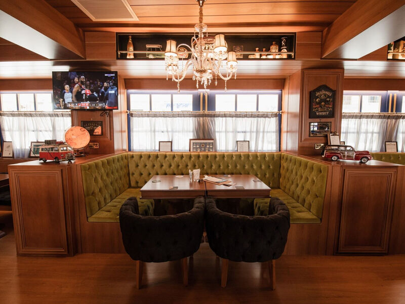 Pebbles Resort / Bora Bora Ibiza-Malta Resort