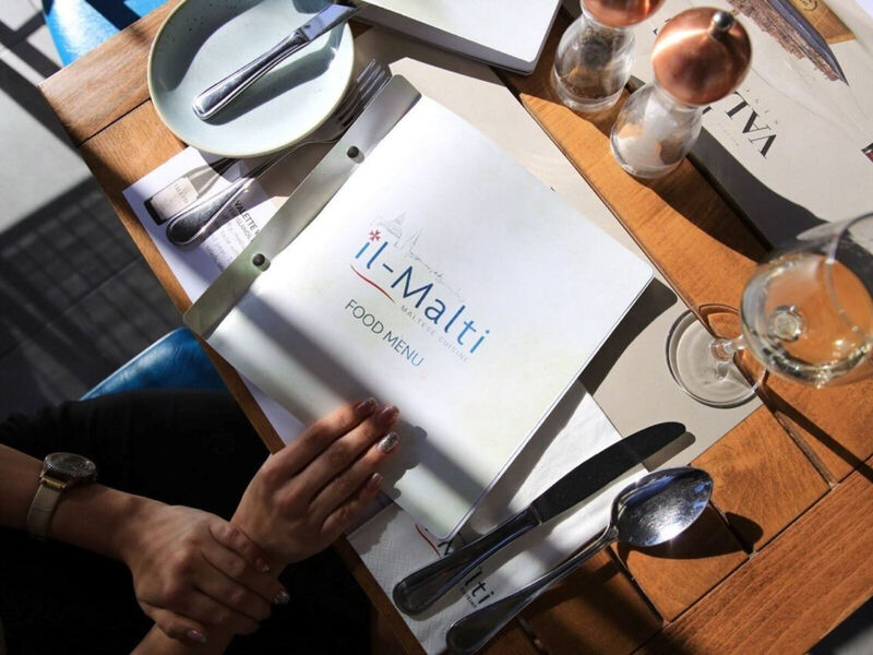 Pebbles Resort / Bora Bora Ibiza-Malta Resort