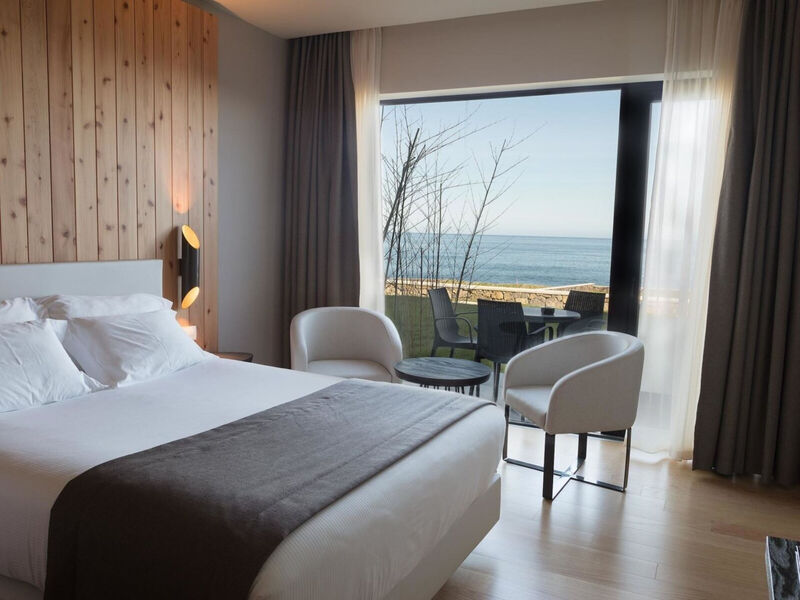 Pedras Do Mar Resort & Spa