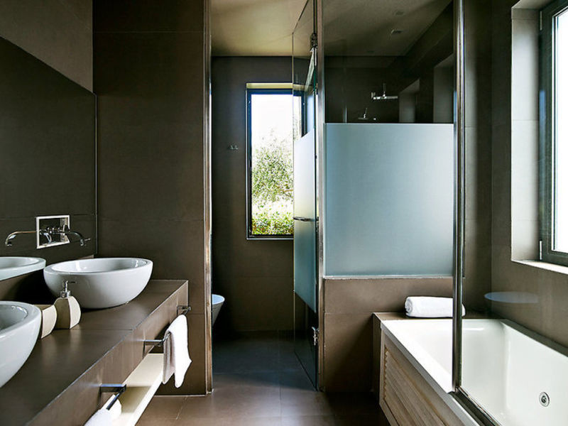 Pelagos Suites Hotel