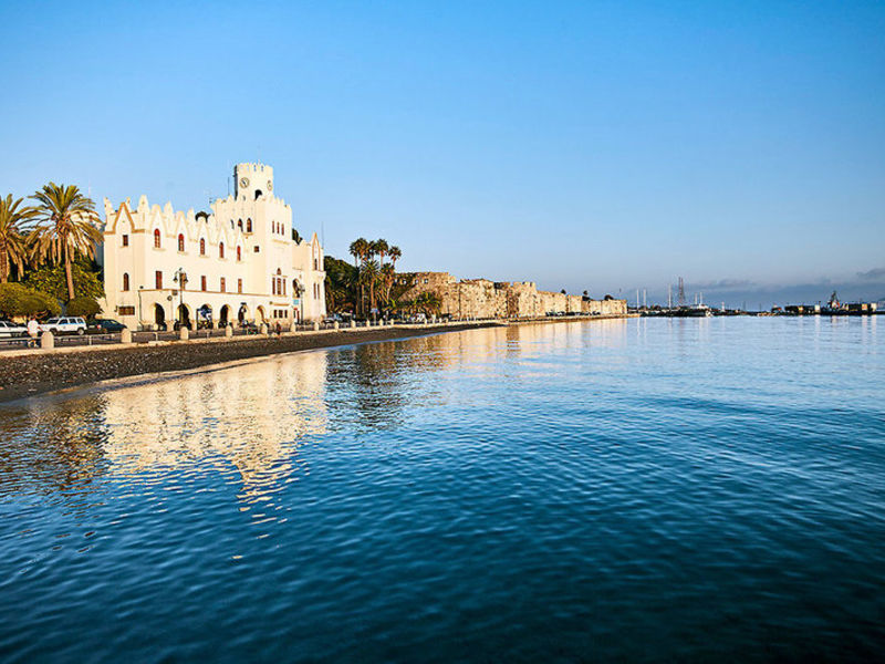 Pelagos Suites Hotel