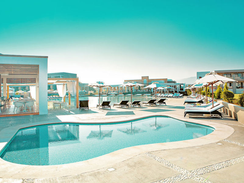 Pelagos Suites Hotel