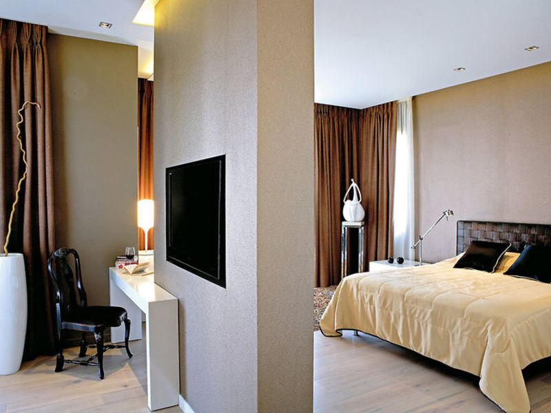 Pelagos Suites Studios