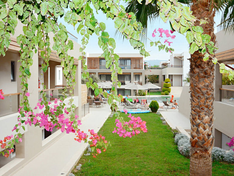 Pelagos Suites Studios