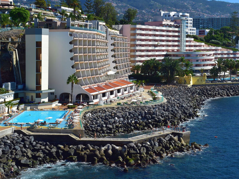 Pestana Carlton Madeira Premium Ocean Resort