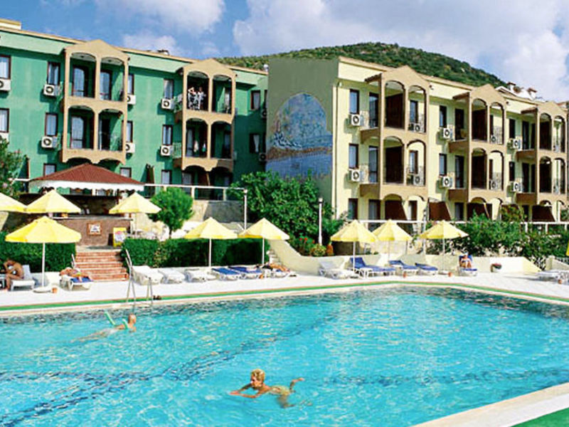 Phellos Hotel