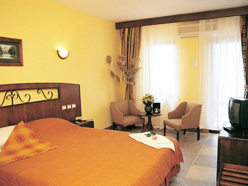 Phellos Hotel