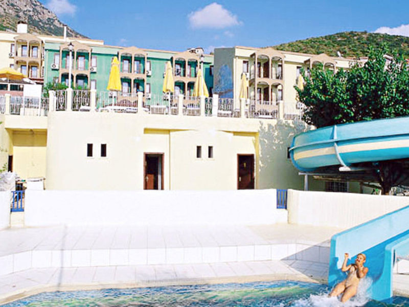 Phellos Hotel