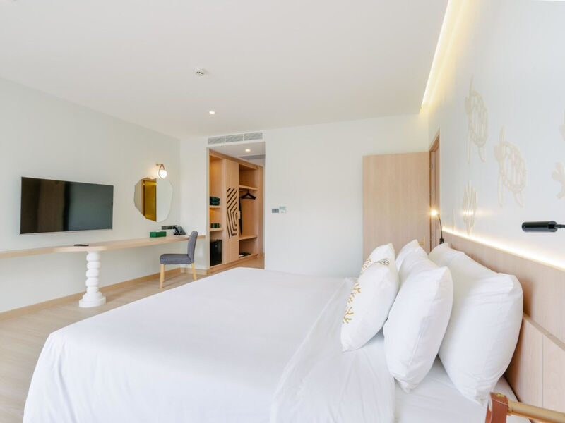 Phuket Emerald Beach Resort