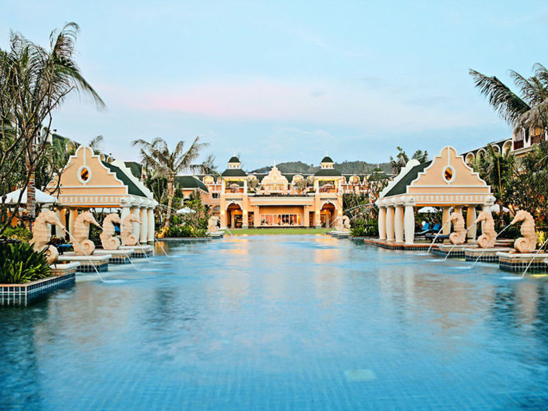 Phuket Graceland Resort & Spa