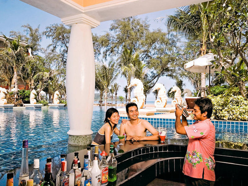 Phuket Graceland Resort & Spa