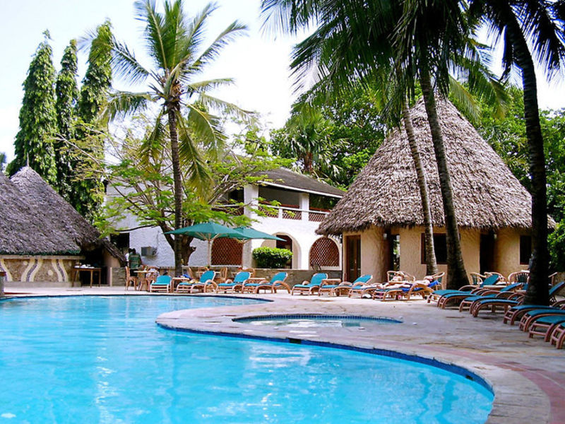 Pinewood Beach Resort & Spa