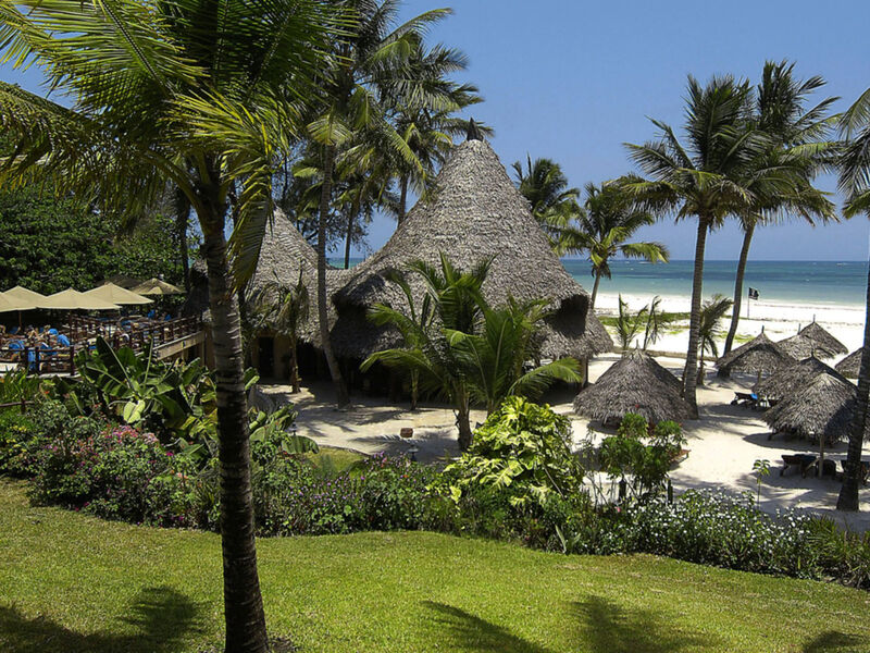 Pinewood Beach Resort &Amp; Spa