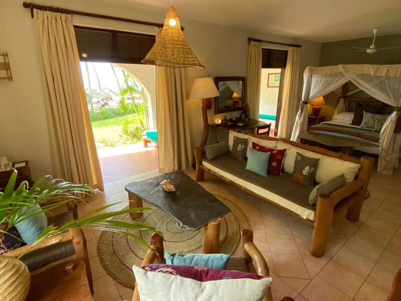 Pinewood Beach Resort &Amp; Spa