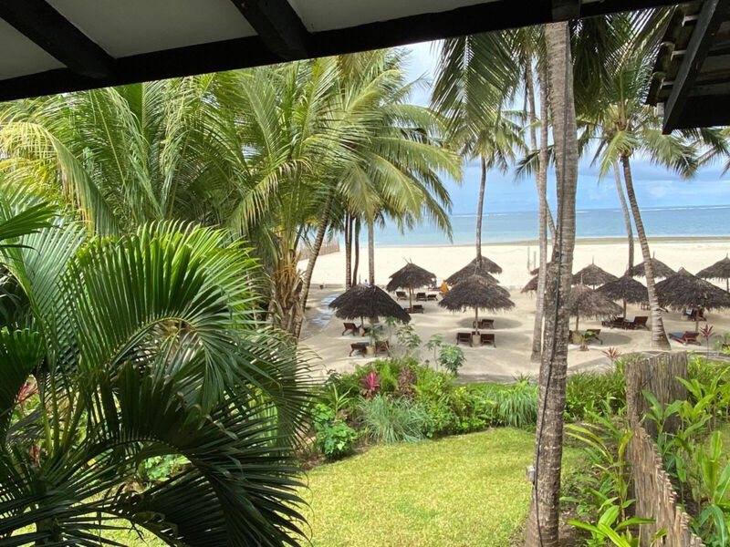 Pinewood Beach Resort &Amp; Spa